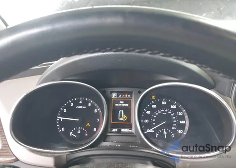 2017 Hyundai Santa Fe Sport 2.4L z USA, uszkodzony, nr VIN 5NMZU3LB3HH026128